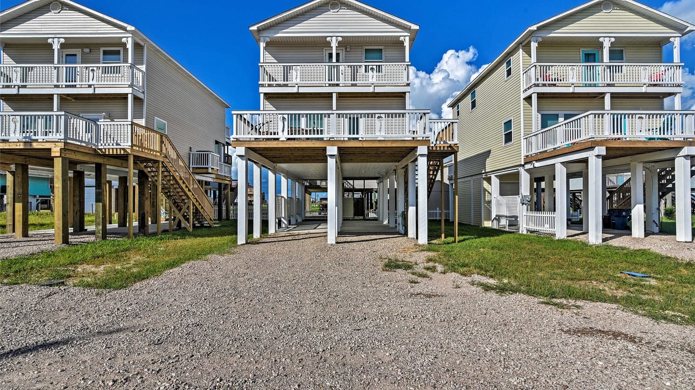 Surfside Beach 2-story, 3-bed 127 West Palm St-idx