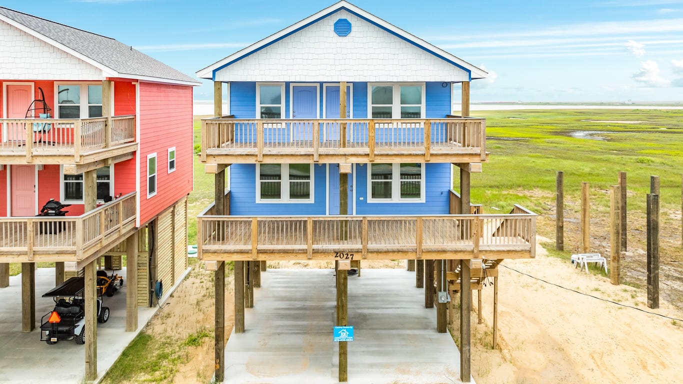 Surfside Beach 2-story, 3-bed 2027 Bluewater Highway-idx