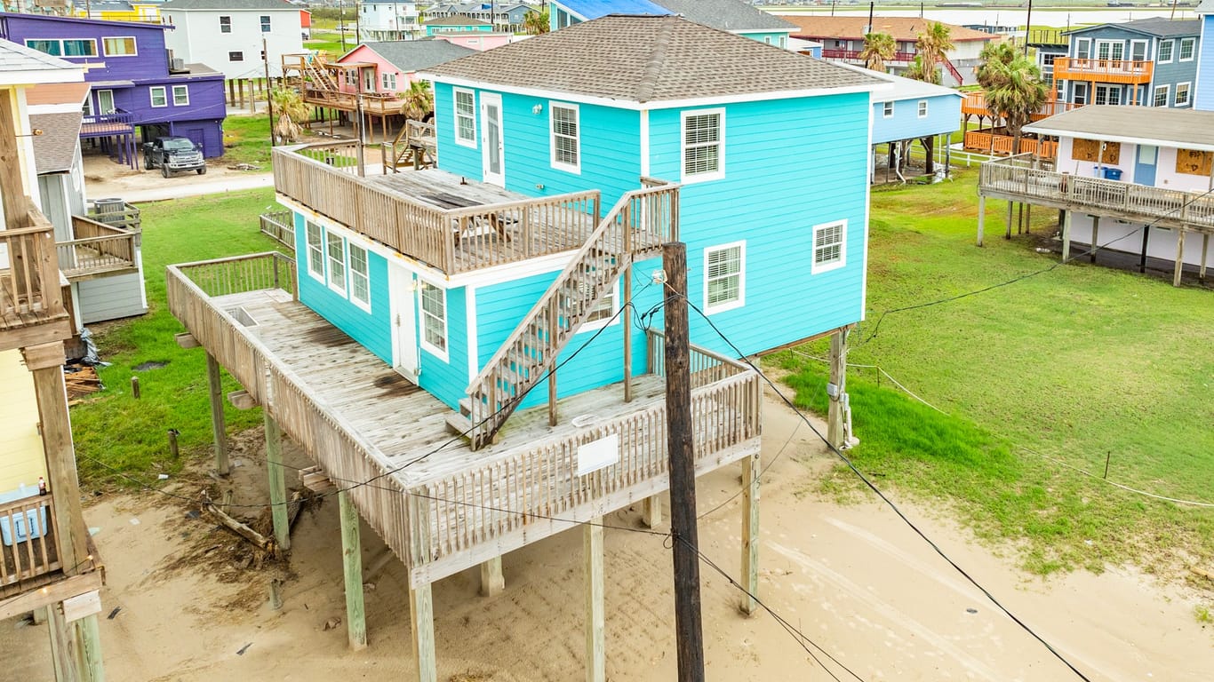 Surfside Beach 2-story, 3-bed 115 Yucca Avenue-idx