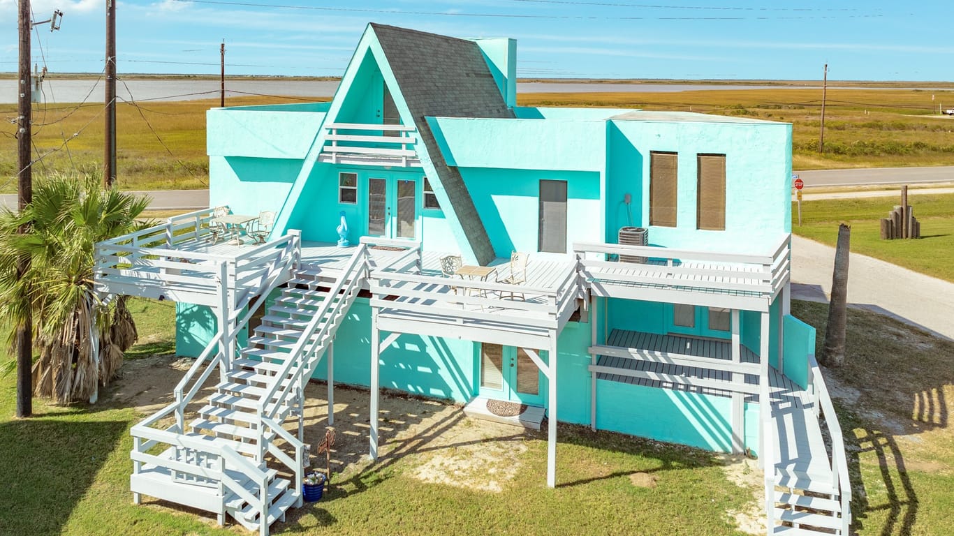 Surfside Beach 2-story, 3-bed 131 Point Lafitte Court-idx