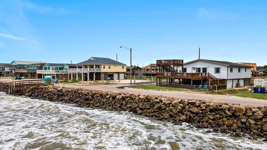 Surfside Beach 2-story, 5-bed 418 Beach Drive-idx