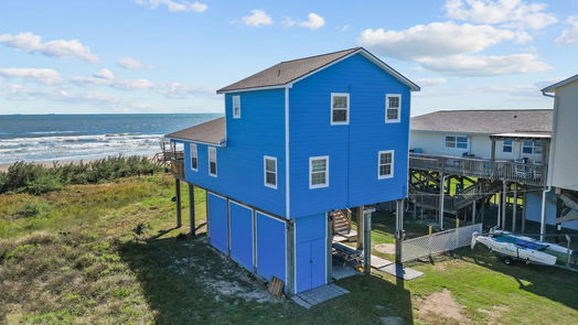 Surfside Beach 2-story, 3-bed 211 Ocean Drive-idx