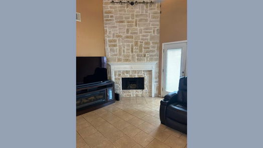 Fresno 2-story, 4-bed 4714 Brazos Point Lane-idx