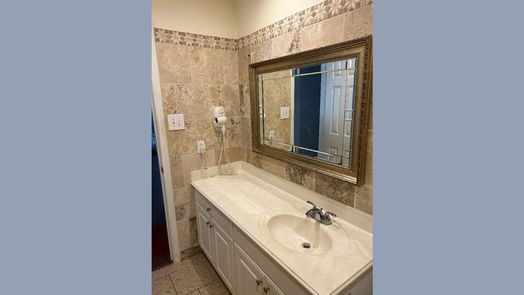 Fresno 2-story, 4-bed 4714 Brazos Point Lane-idx