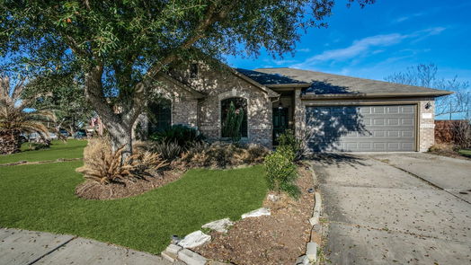Fresno 1-story, 3-bed 1610 Buckwood Court-idx
