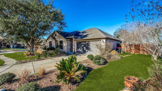 Fresno 1-story, 3-bed 1610 Buckwood Court-idx