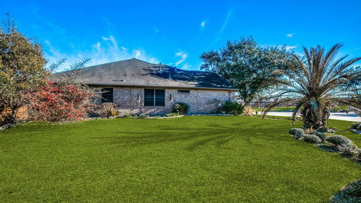 Fresno 1-story, 3-bed 1610 Buckwood Court-idx