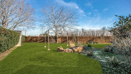 Fresno 1-story, 3-bed 1610 Buckwood Court-idx