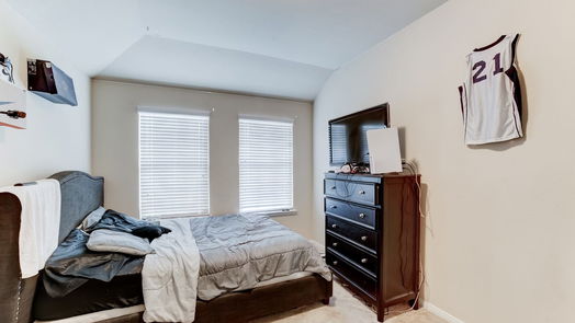 Fresno 2-story, 4-bed 3126 Hurst Green Lane-idx