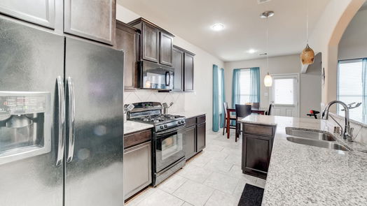 Fresno 2-story, 4-bed 3126 Hurst Green Lane-idx