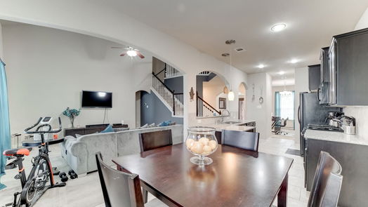 Fresno 2-story, 4-bed 3126 Hurst Green Lane-idx