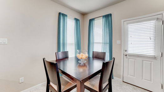 Fresno 2-story, 4-bed 3126 Hurst Green Lane-idx