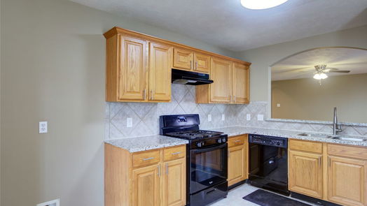 Fresno 1-story, 3-bed 2315 Cardinal Elm Street-idx