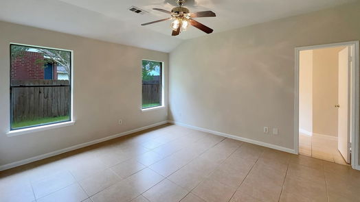 Fresno 1-story, 3-bed 4615 Twin Elm Drive-idx