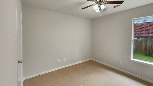 Fresno 1-story, 3-bed 4615 Twin Elm Drive-idx