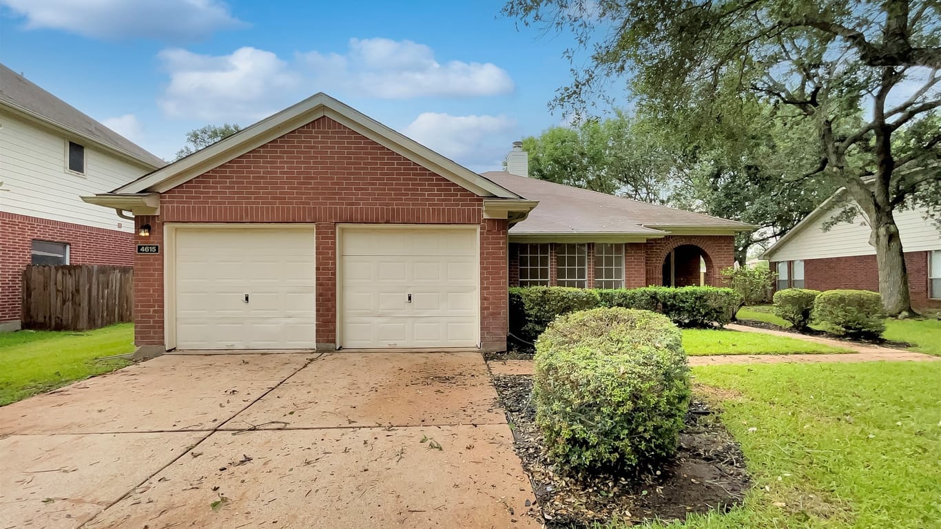 Fresno 1-story, 3-bed 4615 Twin Elm Drive-idx