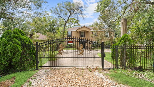 Fresno 2-story, 8-bed 715 Elm Street-idx