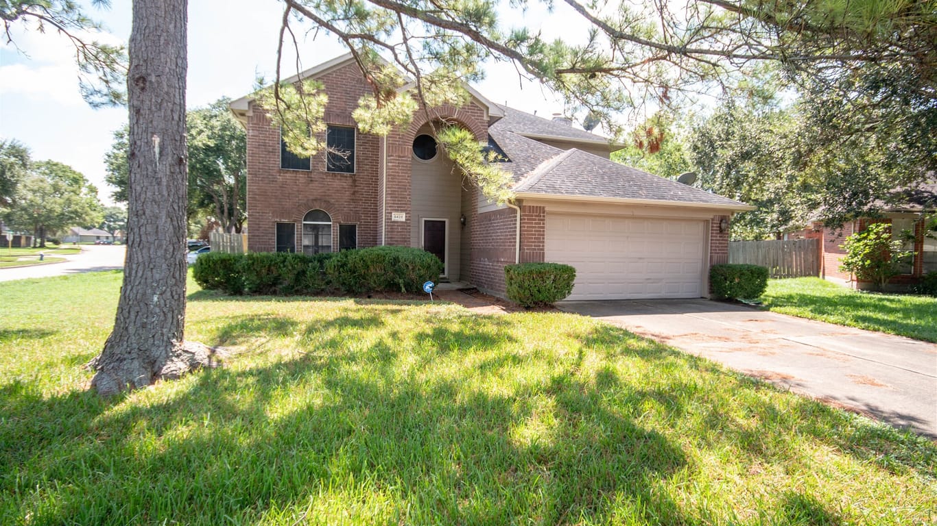 Fresno 2-story, 3-bed 4426 W Thunderwood Circle-idx