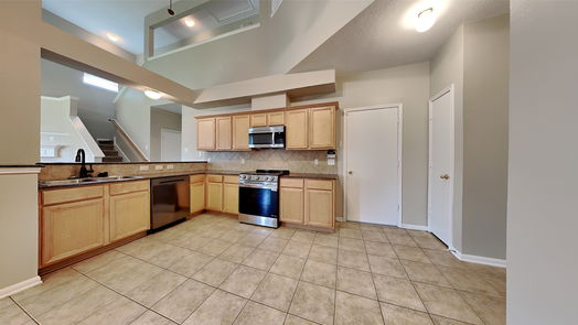 Fresno 2-story, 3-bed 4750 Emerald Lodge Lane-idx