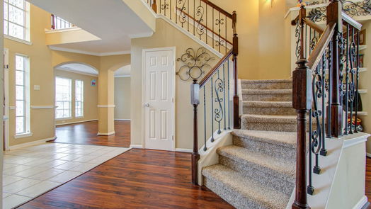 Fresno 2-story, 4-bed 1814 Thistlecreek Court-idx