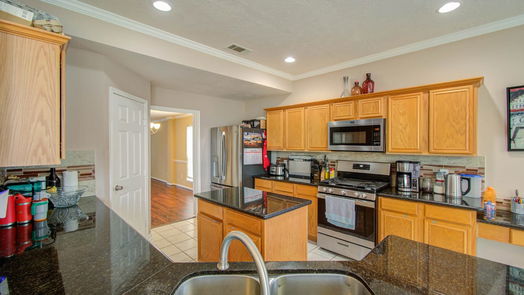 Fresno 2-story, 4-bed 1814 Thistlecreek Court-idx