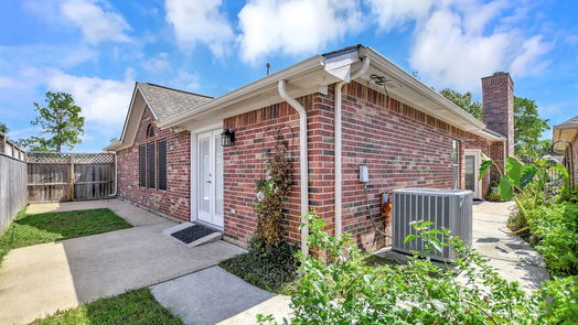 Friendswood 1-story, 3-bed 324 Pine Creek Drive-idx