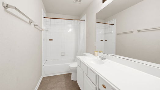 Friendswood 2-story, 5-bed 3811 Misty Falls Lane-idx
