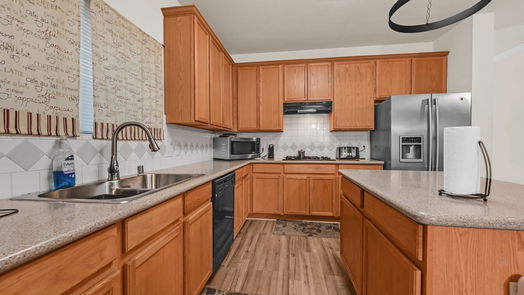 Friendswood 2-story, 5-bed 3811 Misty Falls Lane-idx