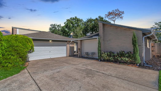 Friendswood 1-story, 3-bed 2327 Colonial Ridge Drive-idx