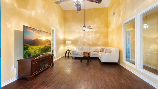 Friendswood 1-story, 3-bed 5111 Whittier Oaks Drive-idx