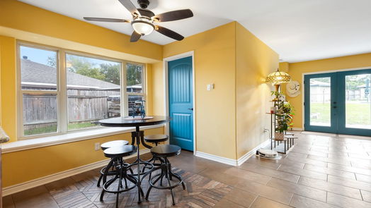 Friendswood 1-story, 3-bed 5111 Whittier Oaks Drive-idx