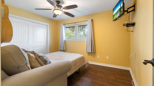 Friendswood 1-story, 3-bed 5111 Whittier Oaks Drive-idx