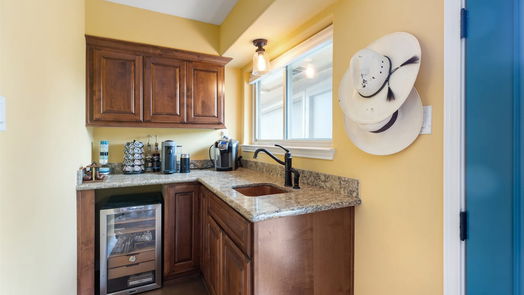 Friendswood 1-story, 3-bed 5111 Whittier Oaks Drive-idx