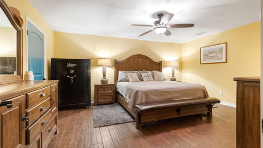 Friendswood 1-story, 3-bed 5111 Whittier Oaks Drive-idx