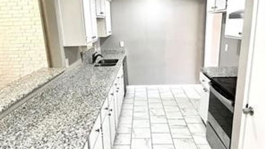 Friendswood 1-story, 3-bed 16410 Blackhawk Boulevard-idx