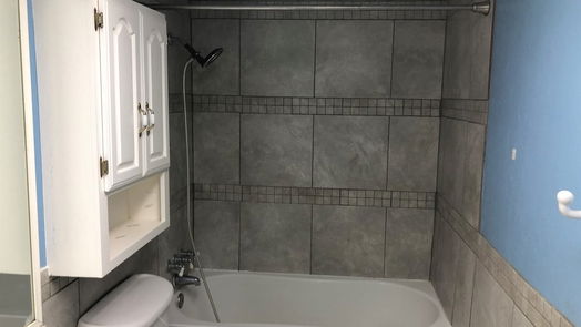 Friendswood 2-story, 3-bed 421 Cottonwood Drive-idx