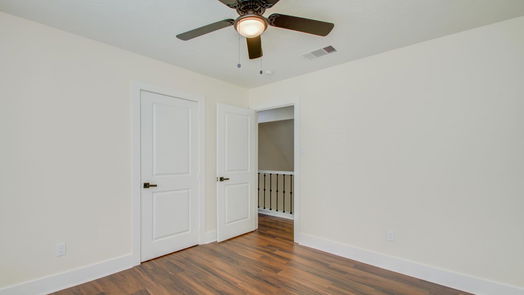 Friendswood 2-story, 5-bed 1107 Londonderry Avenue-idx