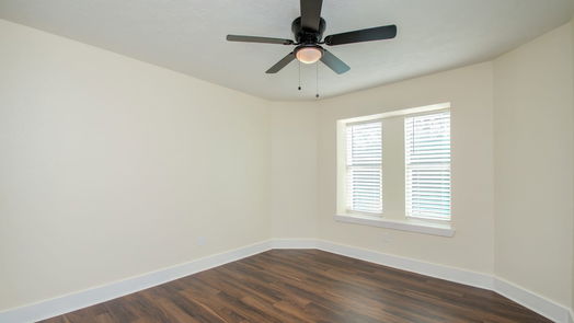 Friendswood 2-story, 5-bed 1107 Londonderry Avenue-idx