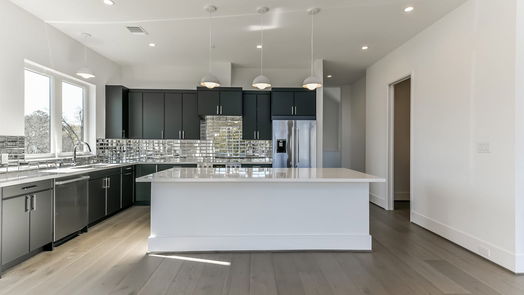 Friendswood 3-story, 3-bed 204 Quaker Drive-idx