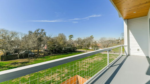 Friendswood 3-story, 3-bed 204 Quaker Drive-idx