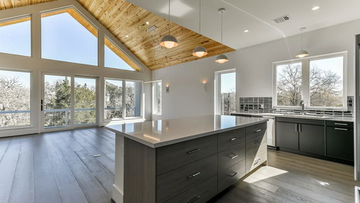 Friendswood 3-story, 3-bed 204 Quaker Drive-idx