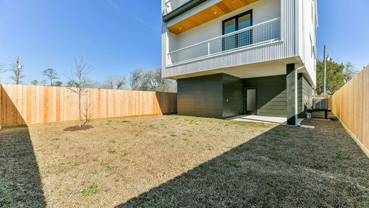 Friendswood 3-story, 3-bed 204 Quaker Drive-idx