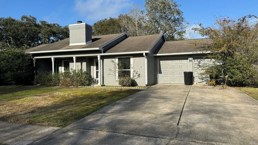 Friendswood 1-story, 3-bed 1207 W Castlewood Avenue-idx