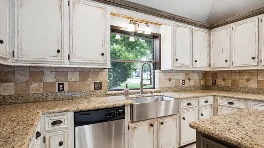 Friendswood 1-story, 6-bed 203 Chester Drive-idx