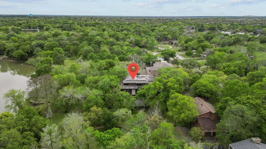 Friendswood 3-story, 4-bed 2207 Pine Drive-idx