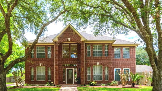 Friendswood 2-story, 5-bed 1016 Applewood Drive-idx