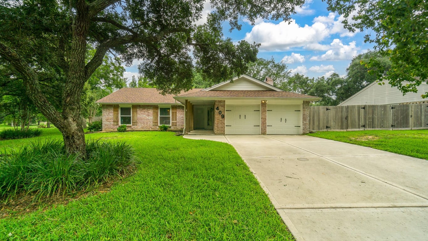 Friendswood 1-story, 3-bed 409 Colonial Drive-idx