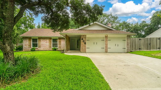 Friendswood 1-story, 3-bed 409 Colonial Drive-idx