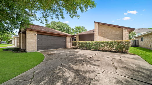 Friendswood 1-story, 3-bed 2531 Wheelwright Lane-idx