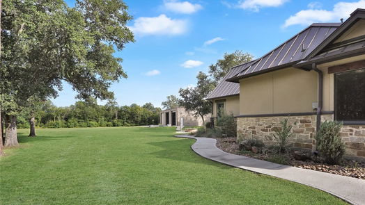 Friendswood null-story, 5-bed 403 W Spreading Oaks Avenue-idx